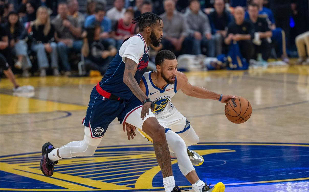 爱游戏官网包含社区盾国际比赛日再迎强敌,洛杉矶快船再遭质疑,主帅态度:管理层满意,身体对抗强度拉满的词条