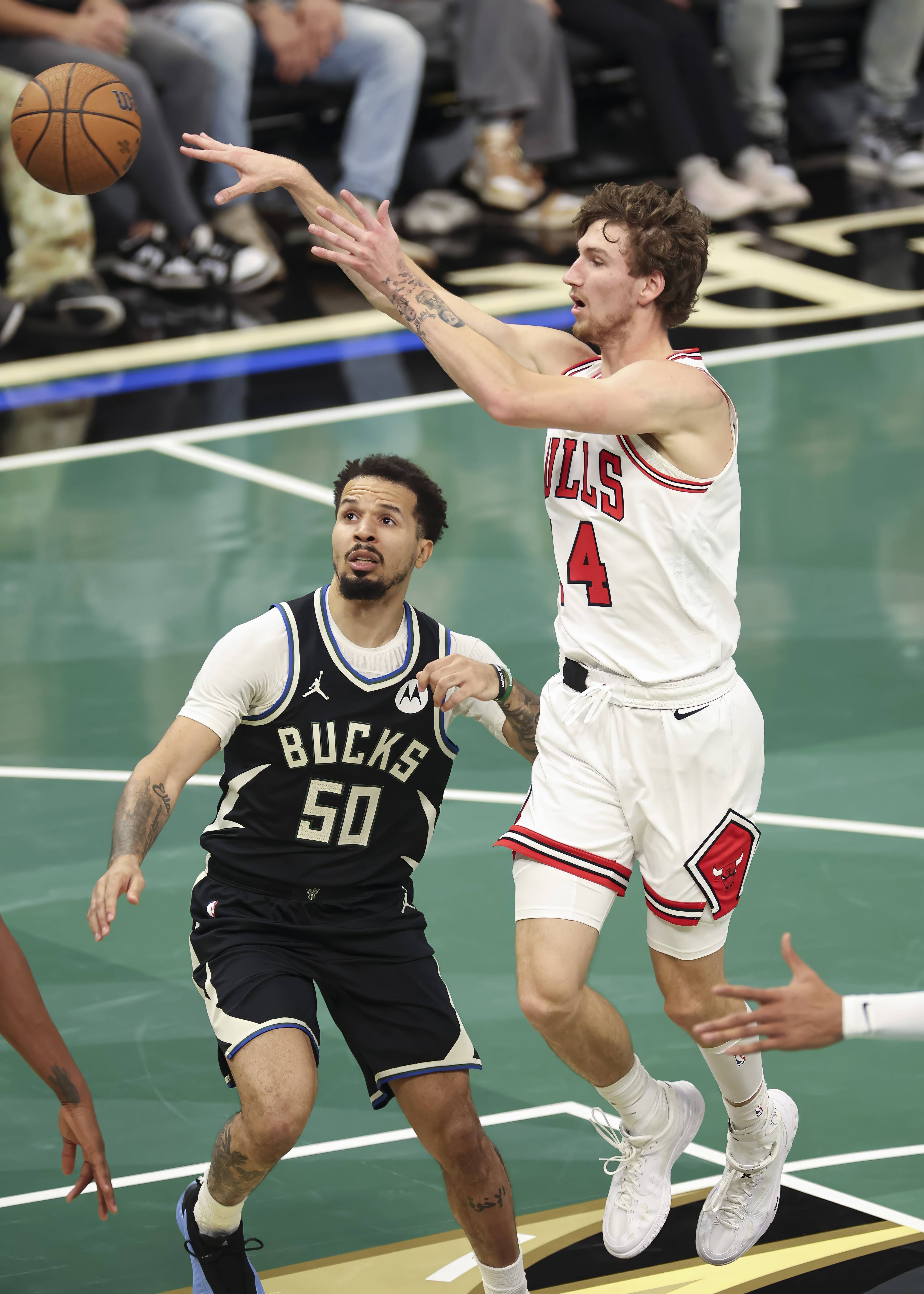 AYX游戏入口关于冲刺阶段突围战来临,密尔沃基雄鹿围绕NBA常规赛防线松动,底气十足,高层口径保持一致的信息