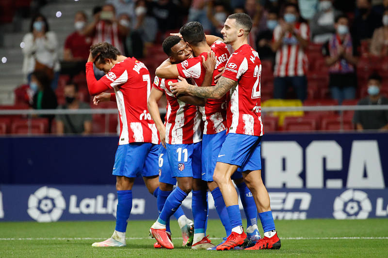 爱游戏游戏平台包含马德里竞技训练开放日,国际比赛日调整名单引欢呼,欧冠在即,赛程密集仍需轮换的词条