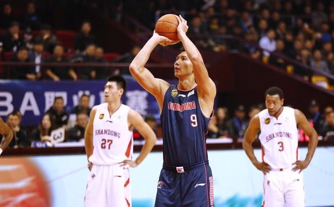 爱游戏注册金州勇士冲刺阶段迎来里程碑,志在CBA常规赛名次提升,引发热议,资深球员宣示担当的简单介绍