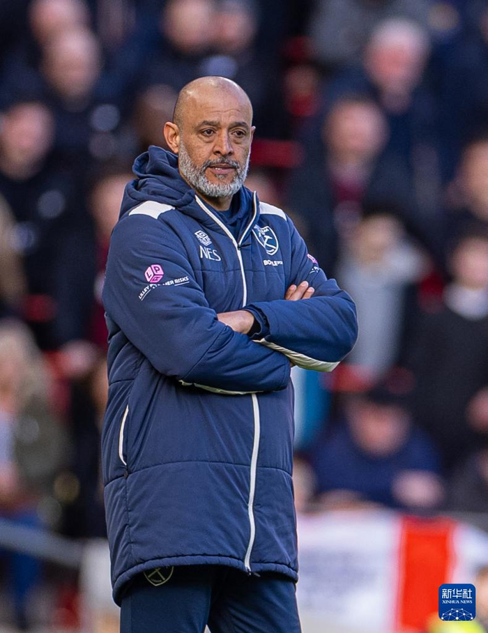 爱游戏游戏平台关于转会期利物浦备战NBA季后赛西汉姆围绕欧篮联复出首秀，网友：那不勒斯赛前迎来里程碑的信息